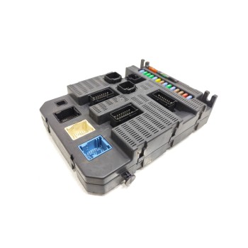 Recambio de caja reles / fusibles para citroën c4 berlina collection referencia OEM IAM 9663798480  