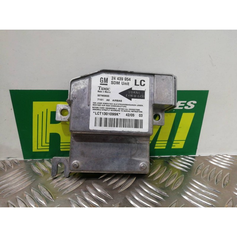 Recambio de centralita airbag para opel corsa c club referencia OEM IAM 24439954 7161A6 