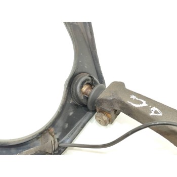 Recambio de mangueta delantera derecha para ssangyong rodius xdi referencia OEM IAM   