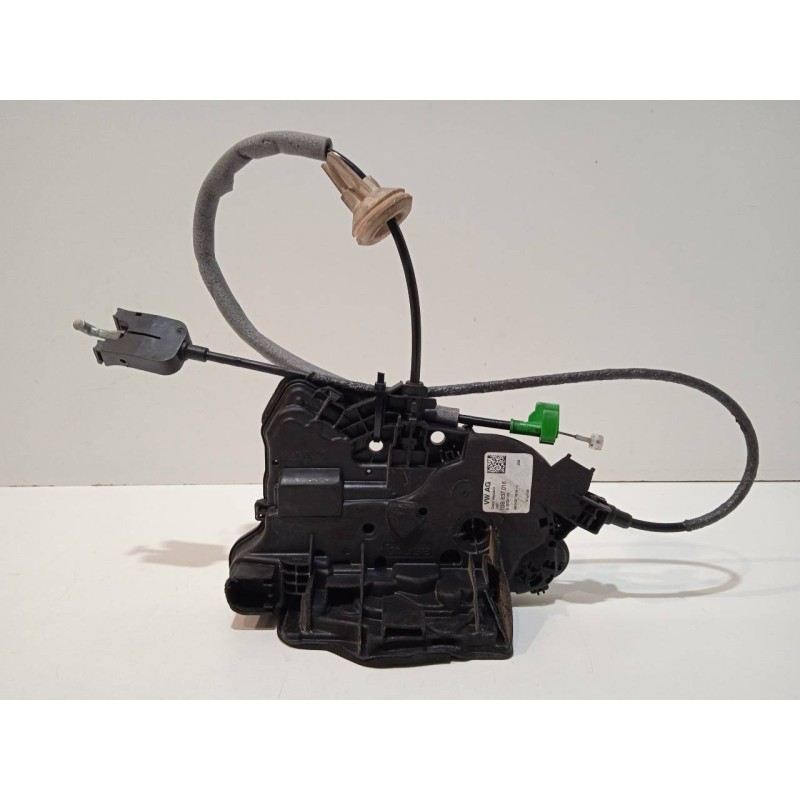 Recambio de cerradura puerta delantera derecha para seat arona referencia OEM IAM 10B837016  