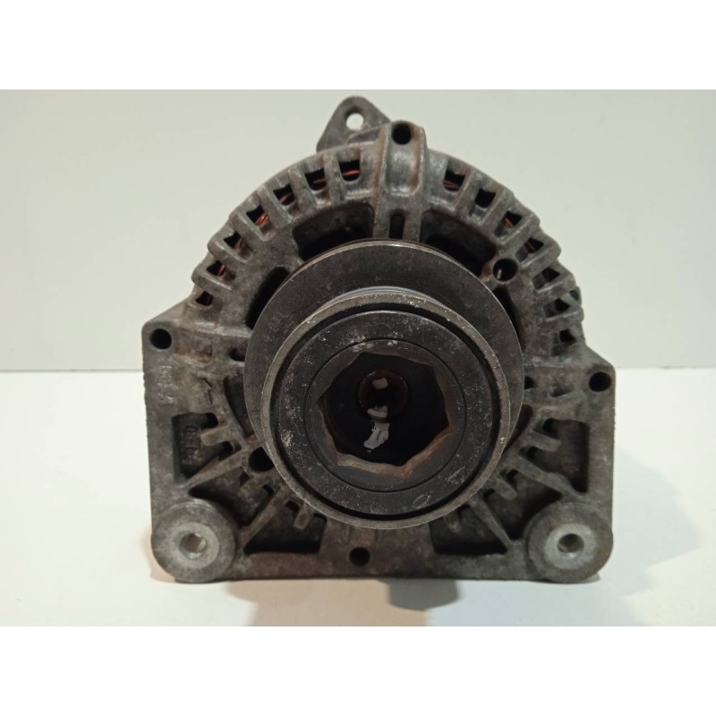 Recambio de alternador para renault megane ii berlina 3p 1.5 dci diesel referencia OEM IAM 8200100907  