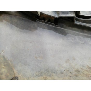 Recambio de paragolpes delantero para renault megane ii berlina 3p confort authentique referencia OEM IAM 8200484322  