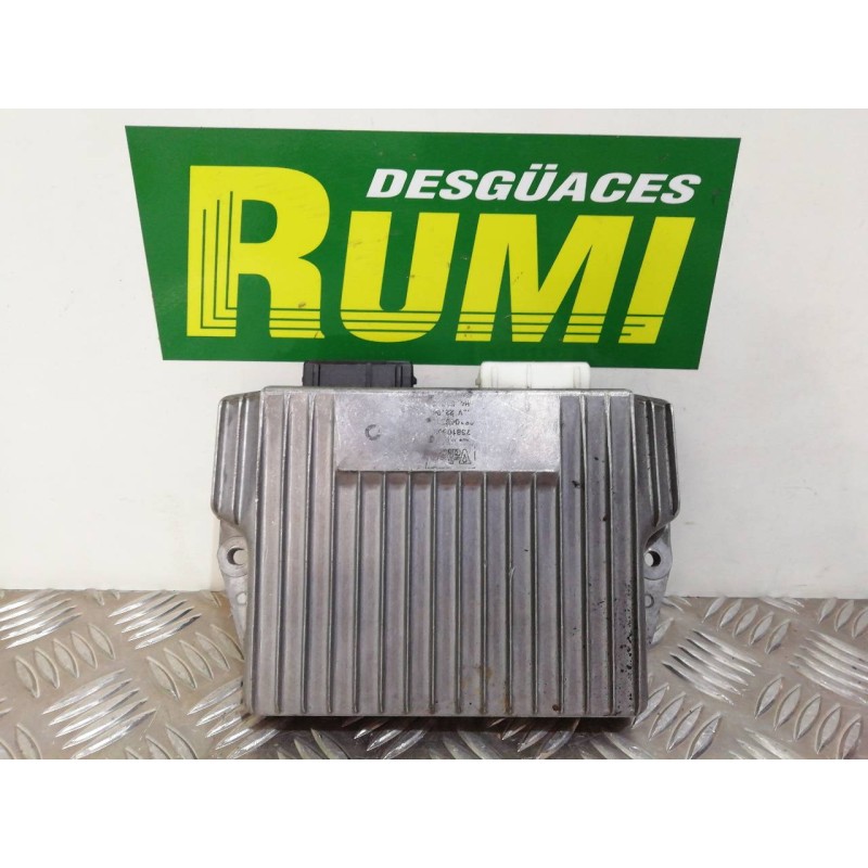 Recambio de centralita motor uce para citroën xantia berlina 1.9 td sx referencia OEM IAM 73810802 9610493180 