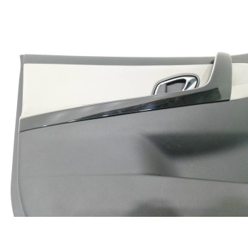 Recambio de guarnecido puerta delantera izquierda para kia cee´d tech referencia OEM IAM 82350A2000  