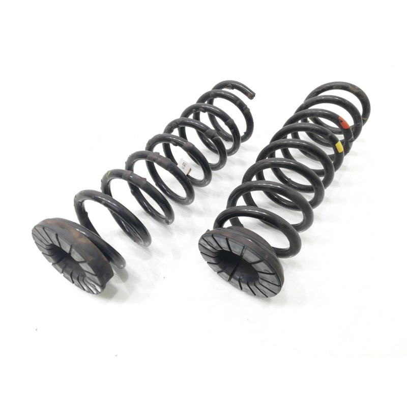 Recambio de muelle amortiguacion trasero para kia cee´d tech referencia OEM IAM   