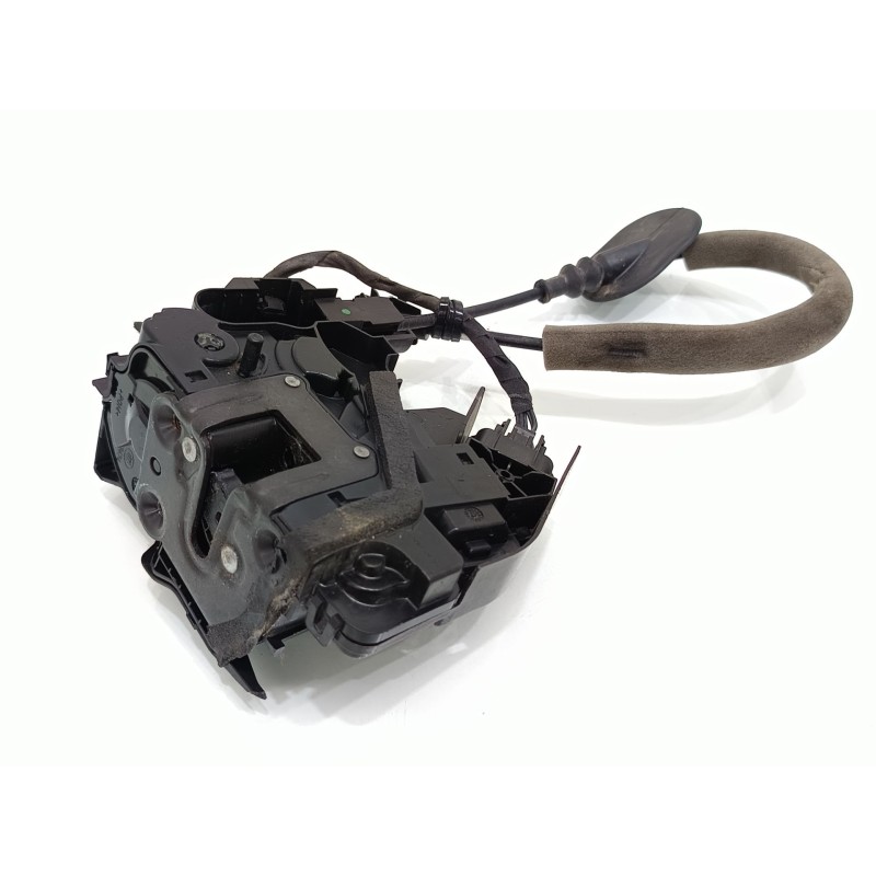 Recambio de cerradura puerta trasera derecha para renault megane iv berlina 5p r.s. line referencia OEM IAM 825021410R  