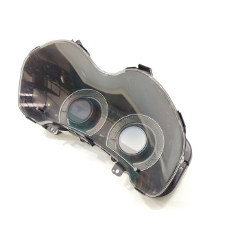 Recambio de cuadro instrumentos para toyota auris sol referencia OEM IAM 8380002M12  