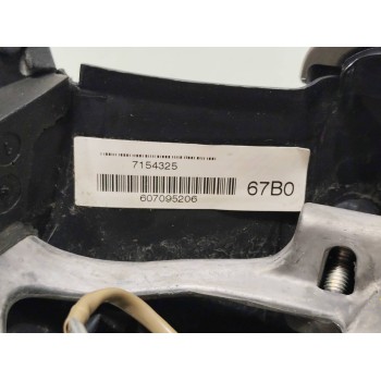 Recambio de volante para toyota auris sol referencia OEM IAM 6066111  