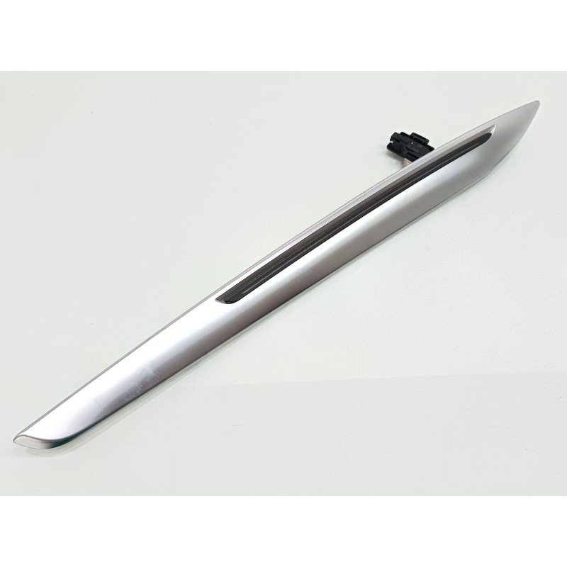 Recambio de moldura para renault megane iv berlina 5p r.s. line referencia OEM IAM 969301856R  