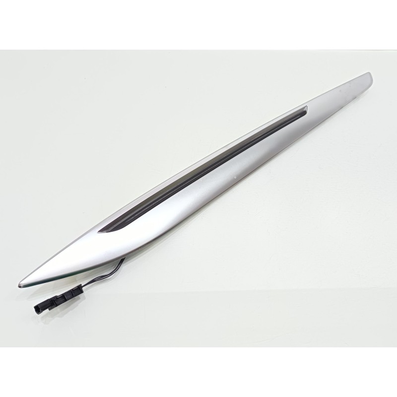 Recambio de moldura para renault megane iv berlina 5p r.s. line referencia OEM IAM 969311987R  