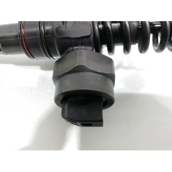 Recambio de inyector para volkswagen golf iv berlina (1j1) advance referencia OEM IAM 038130073F  