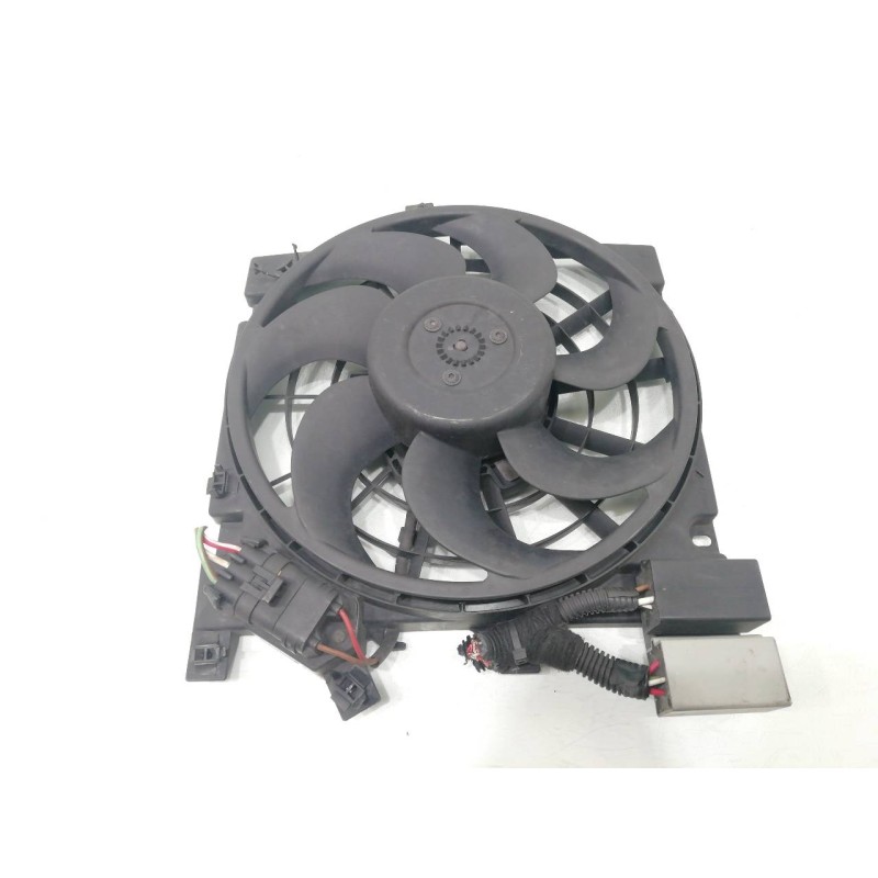 Recambio de electroventilador para opel zafira b cosmo referencia OEM IAM 13158655 0130303975 0130303302 13147279
