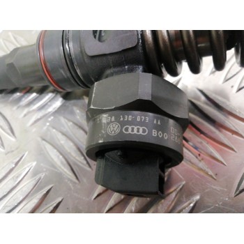 Recambio de inyector para volkswagen passat berlina (3b3) advance referencia OEM IAM 038130073AA 0414720028 