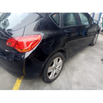 opel astra j lim. del año 2011