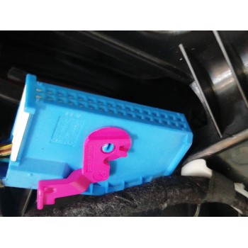 Recambio de guarnecido puerta delantera derecha para audi a5 coupe (8t) 2.7 tdi referencia OEM IAM 8T186710624A  