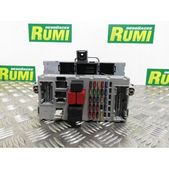 CAJA RELES / FUSIBLES 46817785 46520600 46817786