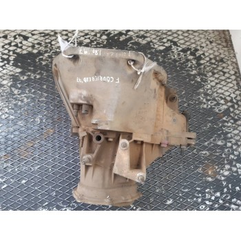 Recambio de caja cambios para ford fiesta berl./courier surf referencia OEM IAM 96WT7F096  