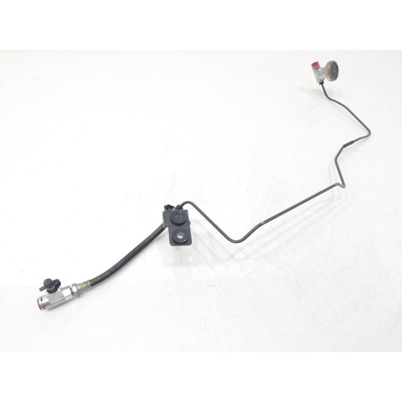 Recambio de tubo para kia cee´d tech referencia OEM IAM   