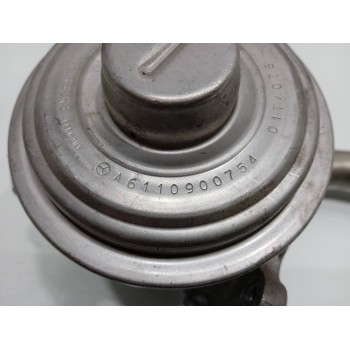 Recambio de valvula egr para mercedes-benz clase c (w203) berlina 270 cdi (203.016) referencia OEM IAM A6110900754  
