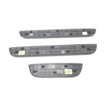 Recambio de moldura para kia cee´d tech referencia OEM IAM 85883A2000WK 85888A2000WK 85873A2000WK