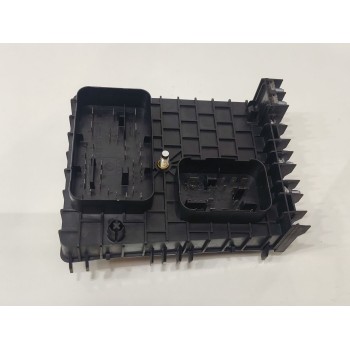 Recambio de caja reles / fusibles para audi a3 (8p) 2.0 tdi ambiente referencia OEM IAM 1K0937124H  