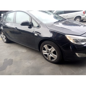 opel astra j lim. del año 2011