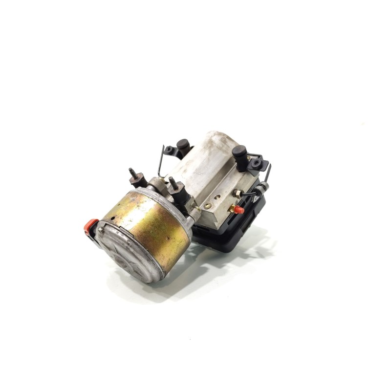 Recambio de bomba suspension para citroën c5 berlina 2.0 hdi magic referencia OEM IAM 9636713880  