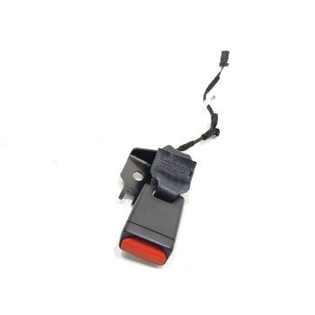 ENGANCHE CINTURON DELANTERO IZQUIERDO 6403047ETD 