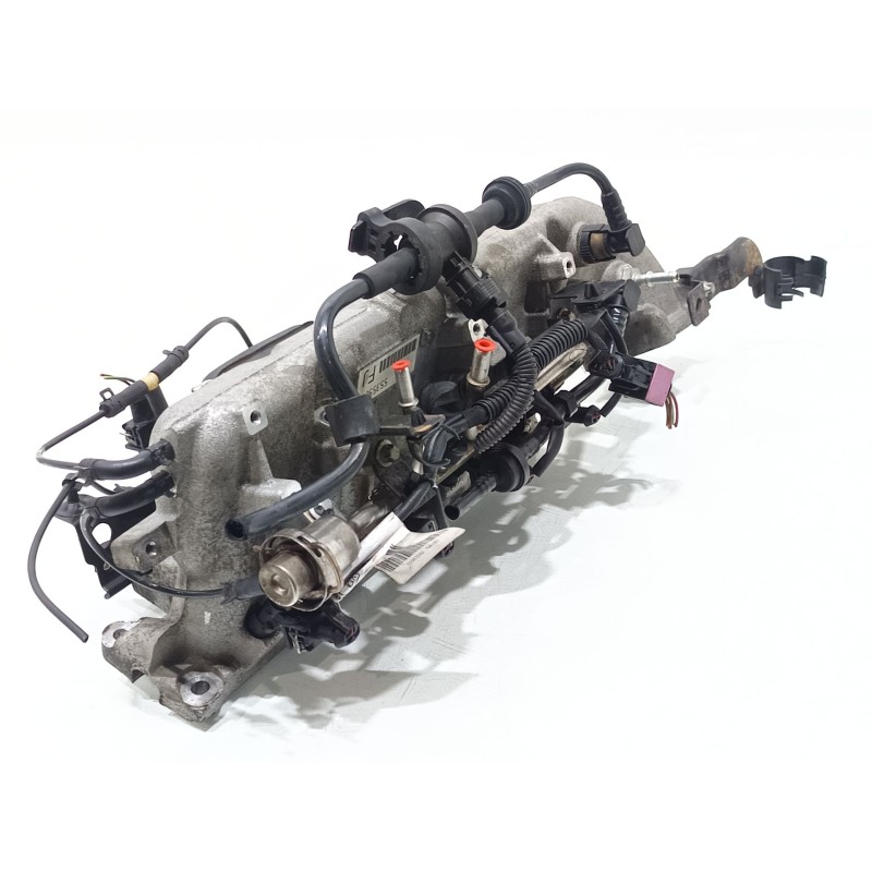 Recambio de colector admision para opel insignia berlina cosmo referencia OEM IAM 55564546  