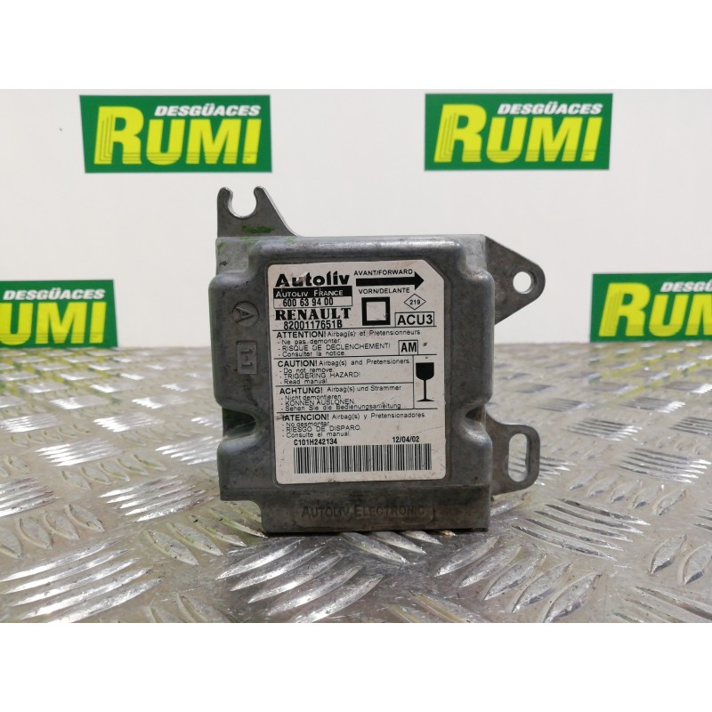 Recambio de centralita airbag para renault megane i fase 2 berlina (ba0) 1.4 e referencia OEM IAM 8200117651B 600639400 