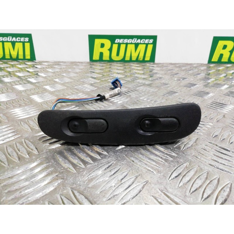 Recambio de mando elevalunas delantero izquierdo para opel vectra b berlina básico (1999) referencia OEM IAM   