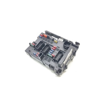 Recambio de caja reles / fusibles para peugeot 206 berlina xt referencia OEM IAM 9646405280  