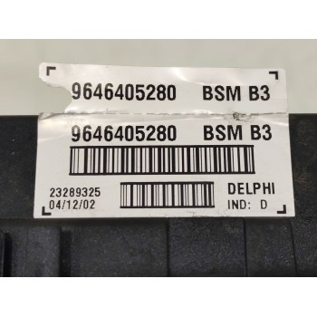 Recambio de caja reles / fusibles para peugeot 206 berlina xt referencia OEM IAM 9646405280  