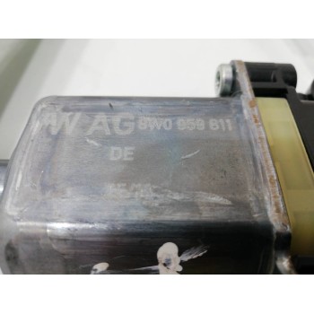 Recambio de elevalunas trasero izquierdo para audi a4 avant (8w5) básico referencia OEM IAM 8W0839461 8W0959811 0130822669