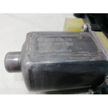 Recambio de elevalunas delantero izquierdo para audi a4 avant (8w5) básico referencia OEM IAM 8W0837461 8W0959801 0130822705