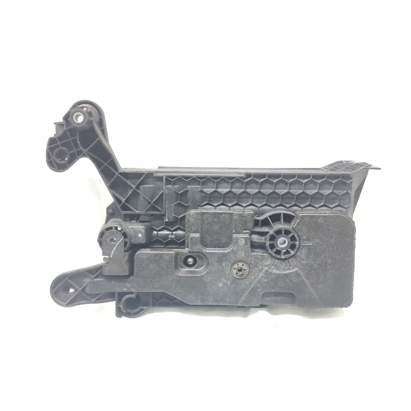 Recambio de soporte bateria para volkswagen golf vii lim. advance bluemotion referencia OEM IAM 5Q0915321H  