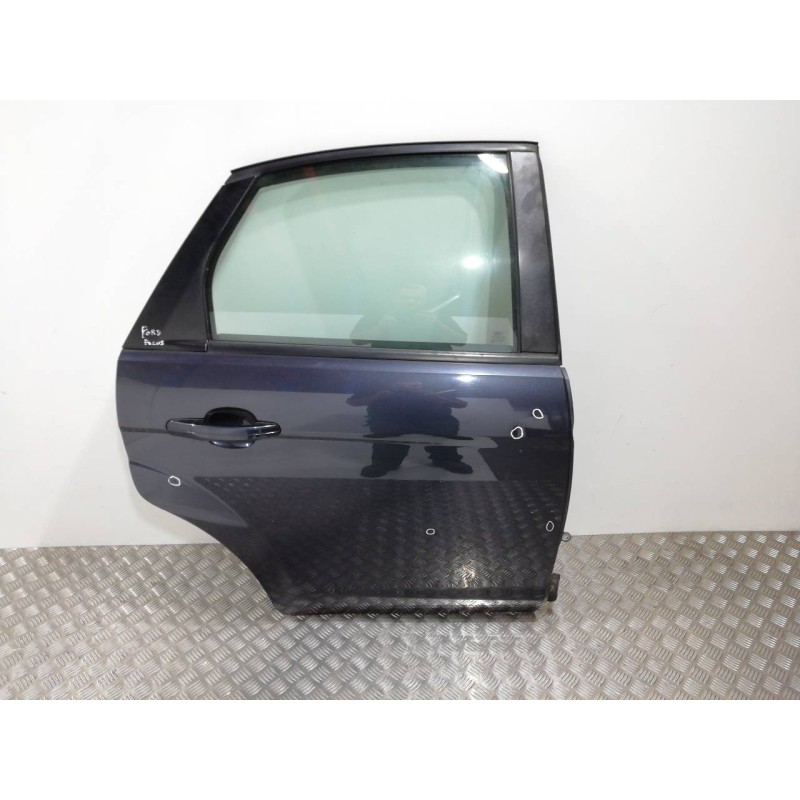 Recambio de puerta trasera derecha para ford focus berlina (cap) ambiente (d) referencia OEM IAM   