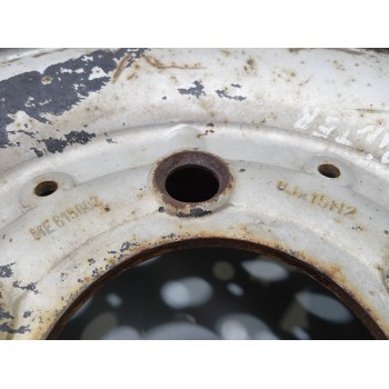 Recambio de llanta para mercedes-benz sprinter (w901,w904) caja cerr. referencia OEM IAM 9024000002  