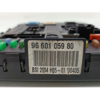 Recambio de caja reles / fusibles para peugeot 307 berlina (s2) d-sign referencia OEM IAM 9660105980  