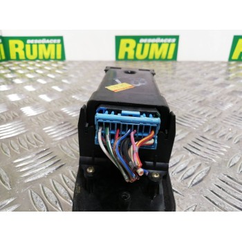 Recambio de mando elevalunas delantero izquierdo para renault megane i berlina hatchback (ba0) 1.4e rl referencia OEM IAM   