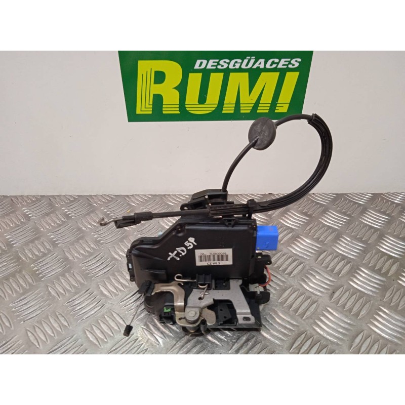 Recambio de cerradura puerta trasera derecha para volkswagen golf v berlina (1k1) highline referencia OEM IAM 7L0839016  